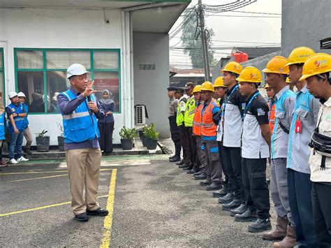 Pln Up Karawang Gelar Briefing Edukasi K Dan Peningkatan Pelayanan