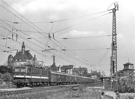 Märklinfan Club Italia - BR 109 (211 / E 11 DR)