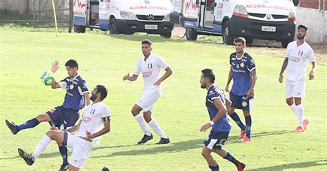 Olho No Rival Botafogo Ter Um Ceil Ndia Desfigurado Pela Frente Em