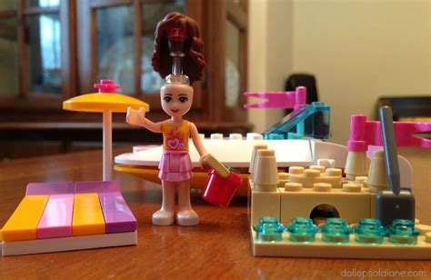 Dollops of Diane: Lego Girls Know How to Party!