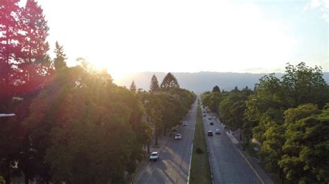 El tiempo en Tucumán anuncian tormentas y el fin del calor agobiante