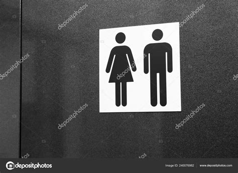 Toilet Sign Male Female Figures Dark Background — Stock Photo