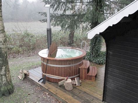 Badetonne Badezuber Badefass Hottub Hot Tub Isbjorn Hottubs De Hot Tub Ulft Jacuzzi