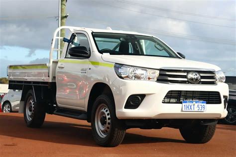 Sold Toyota Hilux Sr In White Used Ute Wangara Wa