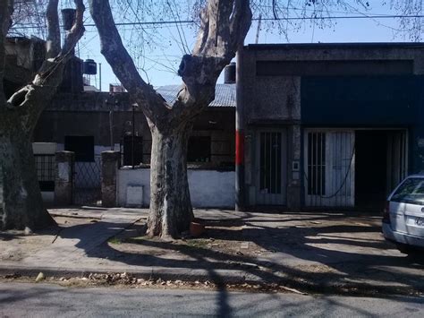 Venta Casa En Tiro Suizo Rosario JHO1234570 Icasas Ar