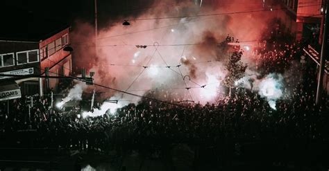 Derby Di Graz Gli Ultras Dello Sturm Hanno Saccheggiato Lo Store Del