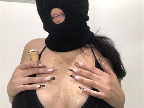 Everytime He Lives Me Long He Always Tell Me He Misses It Nudes NailFetish NUDE PICS ORG