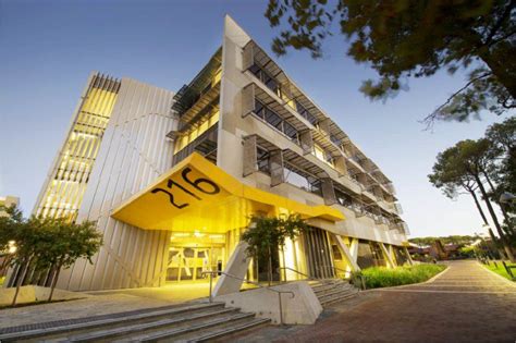 Universitas Terbaik Di Australia Curtin University AI OFFICIAL