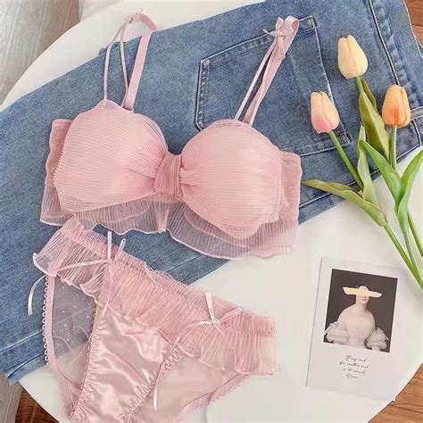1 SetPanties Bra Set Girl Soft Lace Bow Bra Sexy Wireless Lingerie Fashion Women Bra Underwear