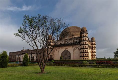 Gol Gumbaz Mausoleum Of Muhammad Adil Shah Bijapur India Stock Photo