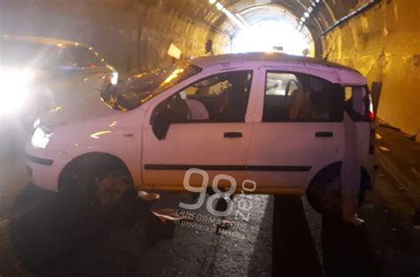 A Incidente Stradale Nella Galleria San Cono Tra Brolo E Rocca Di