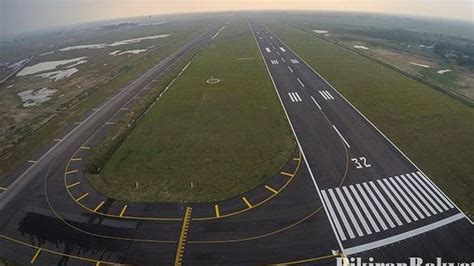 Bandar Udara Dengan Runway Terpanjang Di Indonesia Bandara Dhoho