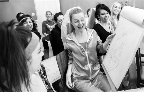 Hen Party Nude Life Drawing | The Scarlet Pen Hen Weekend Activity