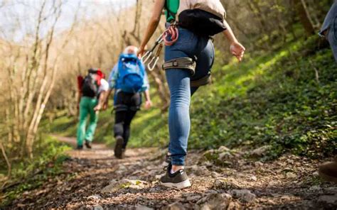 How Many Miles Can A Beginner Hike In A Day Explained Outdoorspree