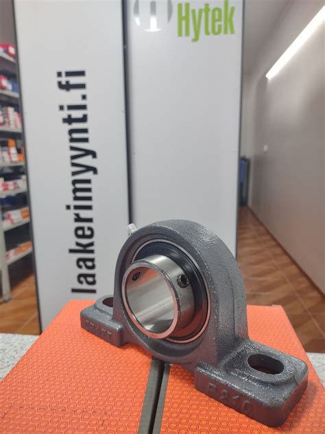 UCP 210 CRAFT. 50mm akselille. - Laakerimyynti