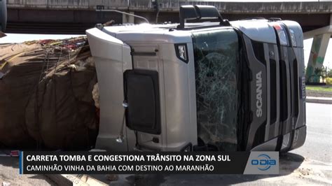 Carreta Que Seguia Da Bahia Ao Maranh O Tomba E Congestiona Tr Nsito Em