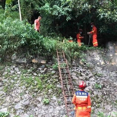 河源一70多岁老人山上干农活，不慎摔下山坡救援护坡人员