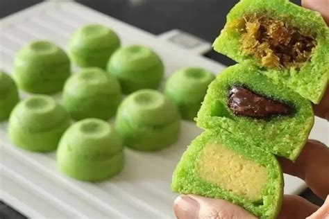 Cara Mudah Bikin Bakpia Kukus Pandan Enak Cocok Jadi Ide Jualan