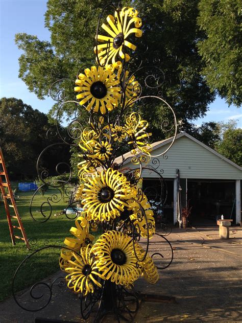 Metal garden art, Metal yard art, Yard art