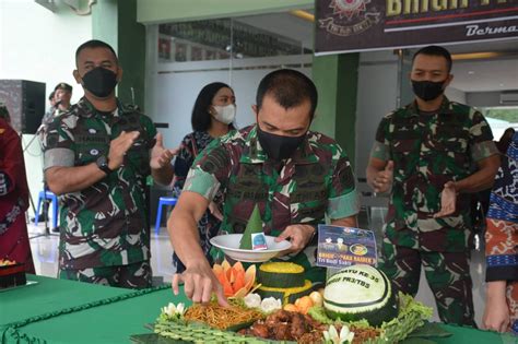 Wujud Syukur Brigif Para Raider Kostrad Pada Peringatan Hut Ke