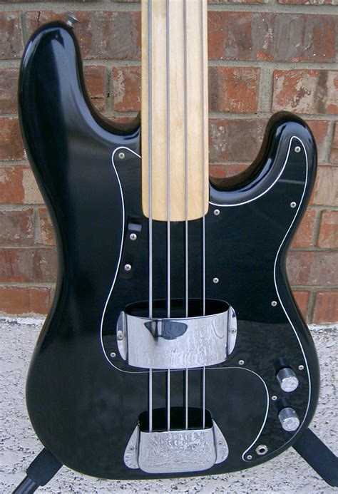 Fender P Bass Fless Lowend Bass Shop Vault