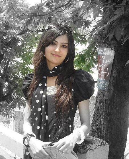 Pakistani Hot Aunties Photos Pakistani Girls Beautiful Looks Ever Images Pakistani Sexy Girls