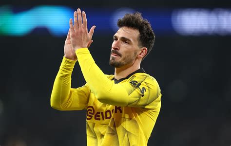 Sky Milan Deliver Clear Response As Hummels Is Offered By Agents