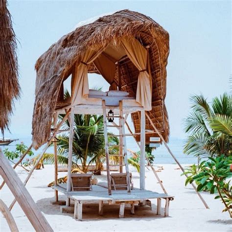 bahay kubo  tropical beach house