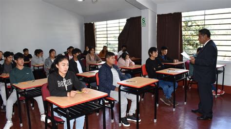 Centro Preuniversitario de la UNAH realiza último examen de selección