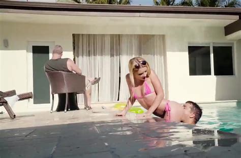 Wet Hot American Stunner Riley Star Porno Movies Watch Porn Online Free Sex Videos