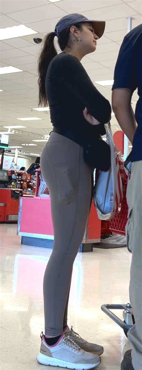 Pretty Milf Tight Yoga Pants Video Spandex Leggings Yoga Pants Forum