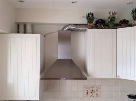 Труба для вытяжки на кухне: выбор и установка своими руками