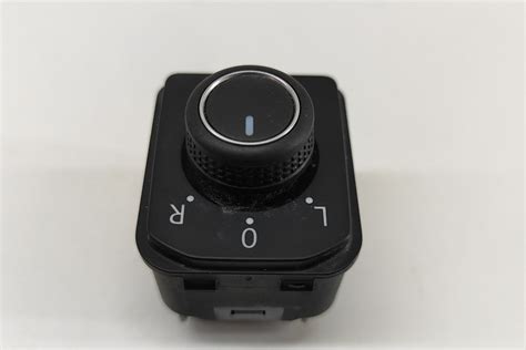 Volkswagen Golf Generation Mirror Adjustment Switch