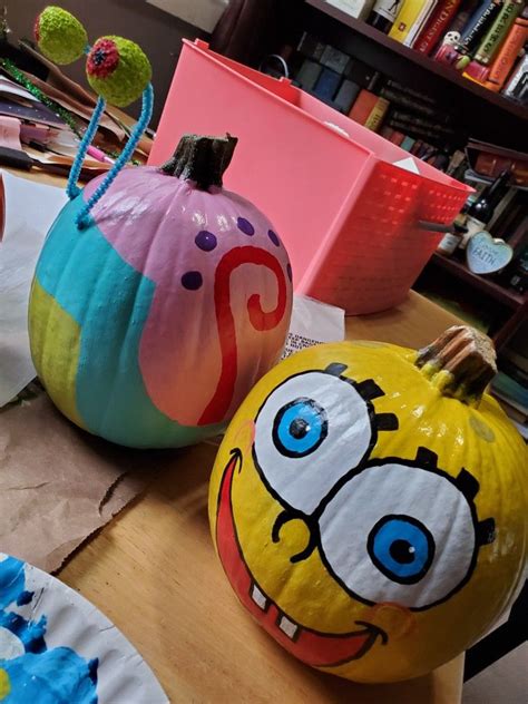 Spongebob And Gary Pumpkin Paintings Crafts Spongebob Painting