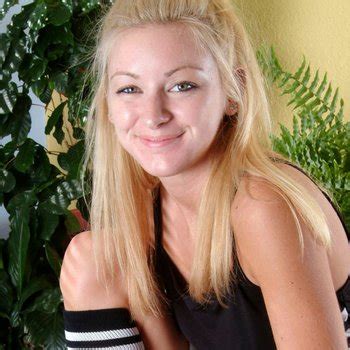 Sarah Sinn Babe Page Watch This Pornstar On FreeOnes