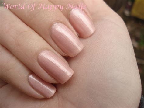 World Of Happy Nails Essence Nude Glam Iced Strawberry Cream