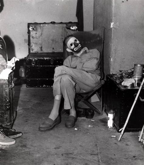 38 Ridiculously Creepy Old School Clowns Ebaums World