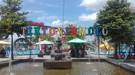 Taman Wisata Renang Tirtonirmolo Waterpark Objek Wisata Populer Di