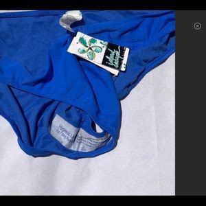 Island Escape Swim Island Escape 2 Pc Bikini Set Top And Bottom Poshmark