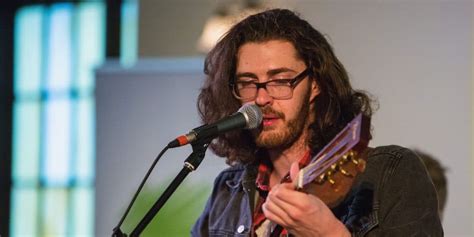 Hozier Net Worth 2024: Wiki, Married, Family, Wedding, Salary, Siblings