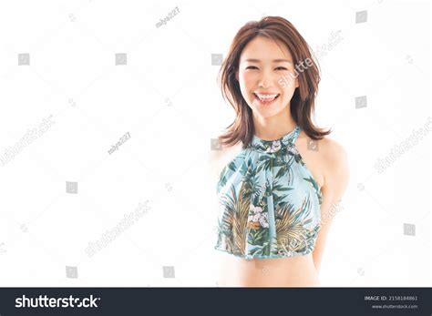 11 431 Chinese woman bikini 图片库存照片和矢量图 Shutterstock