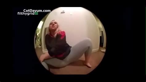 Girl Bubbly Wet Farts Porn Videos LetMeJerk