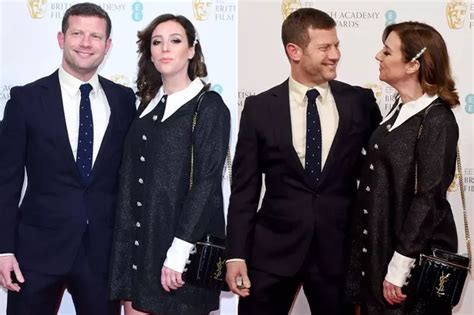 Bear Grylls Gets Naked And Accidentally Flashes Full Frontal Nudity On Social Media Mirror Online