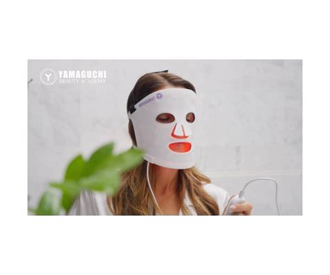 Светодиодная силиконовая маска LED Light Therapy Mask в Тюмени за 19900 ...