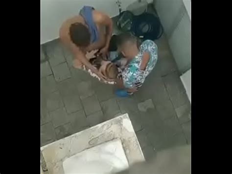 Trio De Machos Gozando XVIDEOS