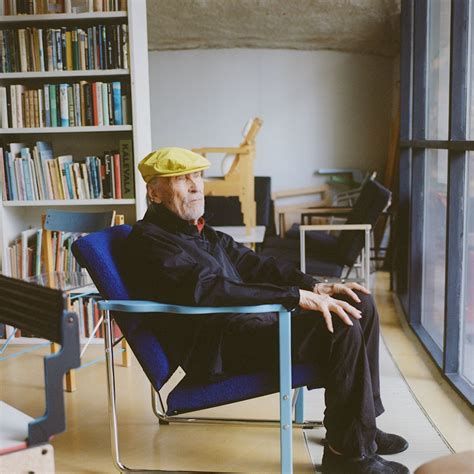 Designer: Yrjö Kukkapuro — Hem