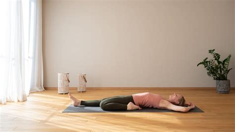 Yin Yoga ॐ YOGAMOUR plus