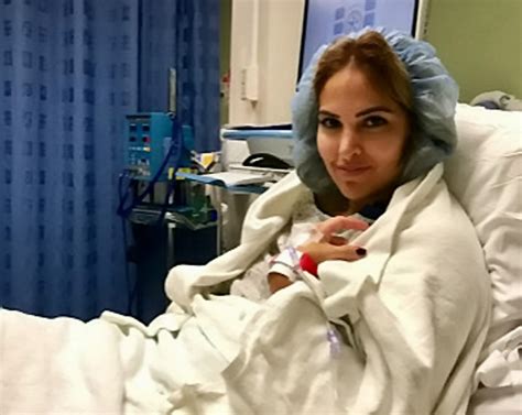 Nurse Uses Her Training to Save Herself After Losing Arm In Boating