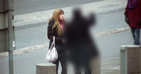 Se Klipp Ur Dokument Ren Om M N Som K Per Sex Svt Nyheter