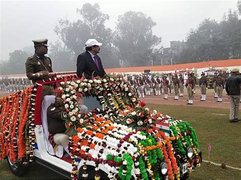 Republic Day Celebrated With Pomp In Agra Photo आगरा में धूमधाम से